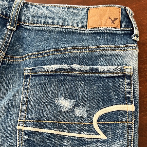 American Eagle Outfitters stretch shorts |
HI-RISE SHORTIE | 6 - Picture 13 of 13